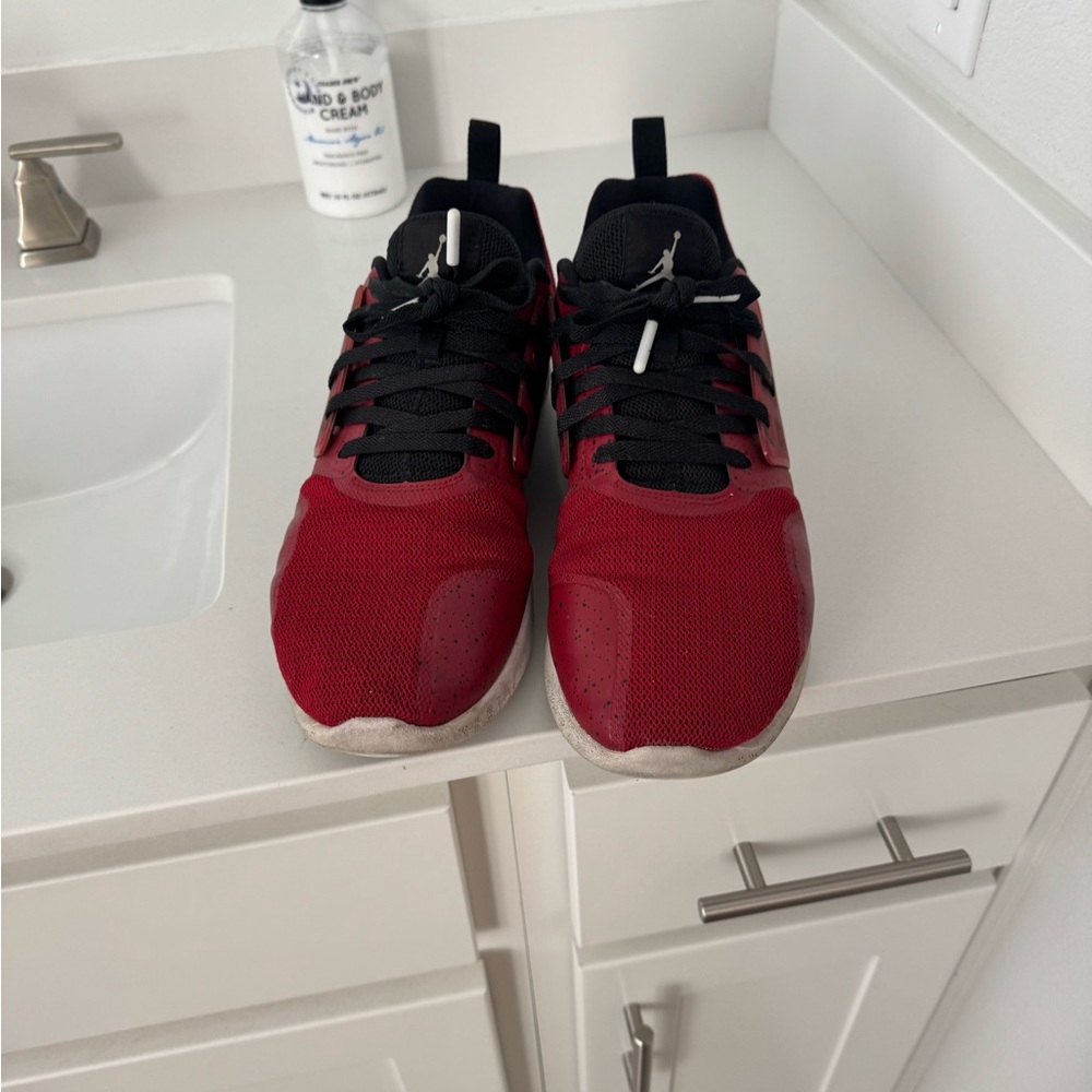 Jordan Running Sneakers (Men’s)